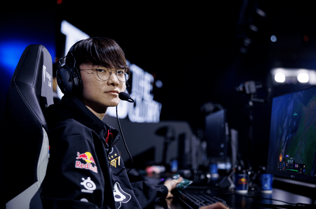 Faker在公牛比赛中重要助攻，险胜引发热议！